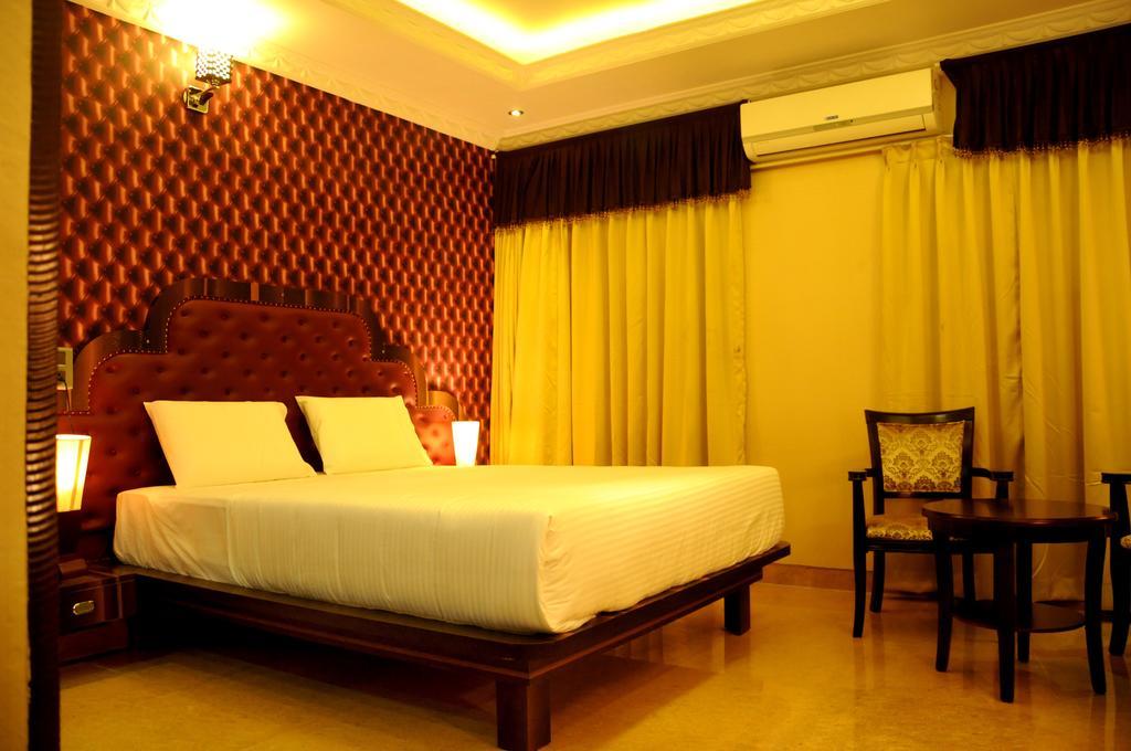 Jal Mahal Resort And Spa Mysore Room photo