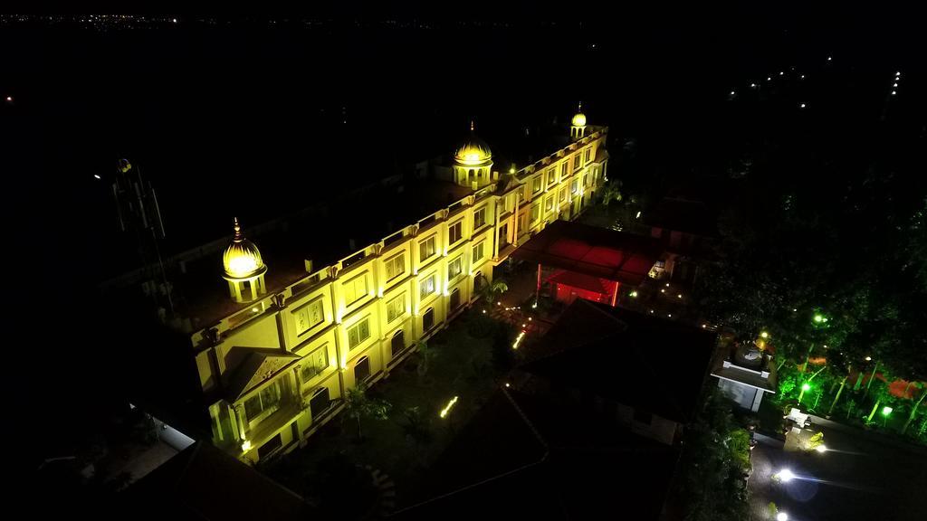 Jal Mahal Resort And Spa Mysore Exterior photo